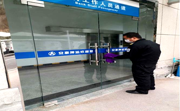 清洁员工通道_副本.jpg